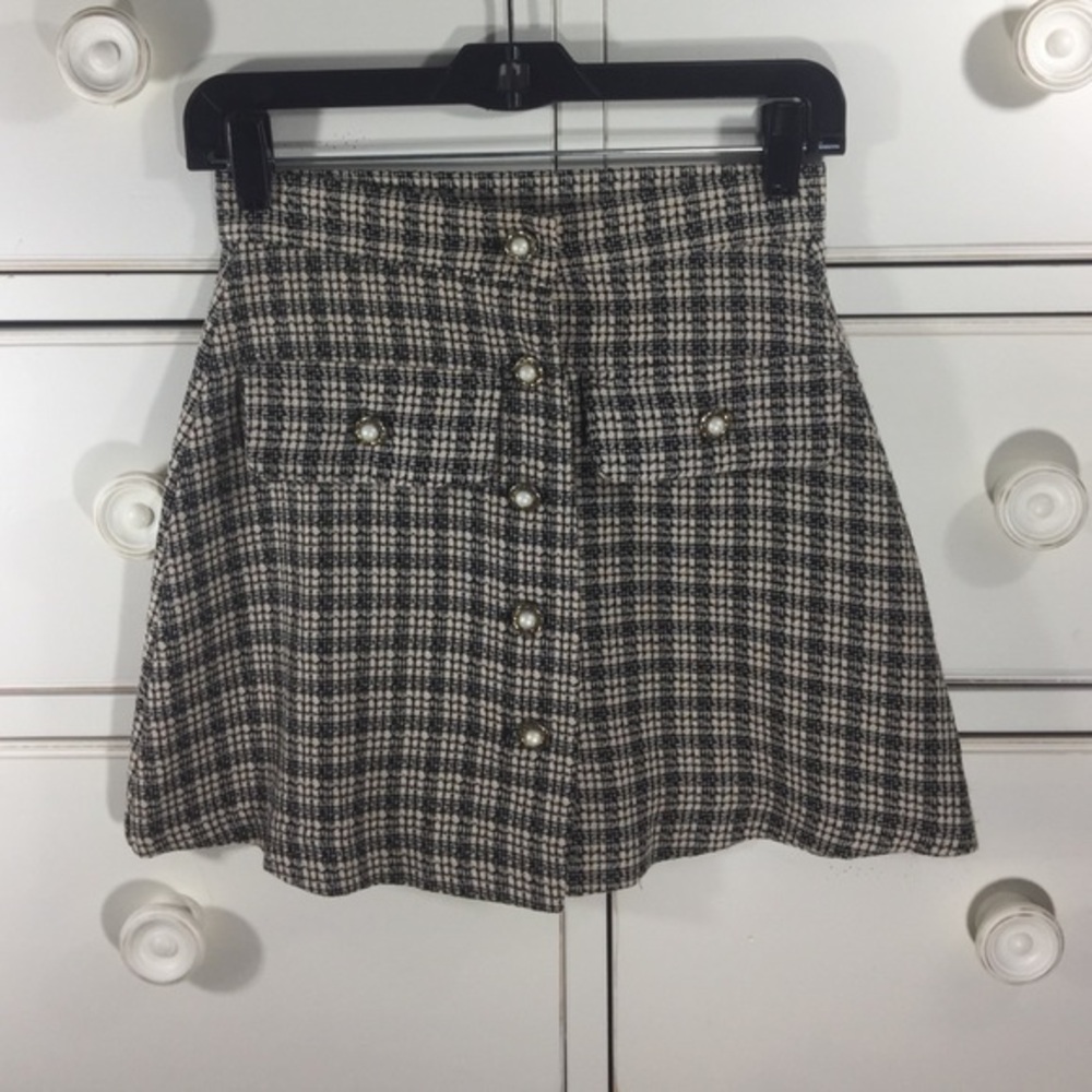 Black and cream vintage inspired skirt. - Picture 1 of 2